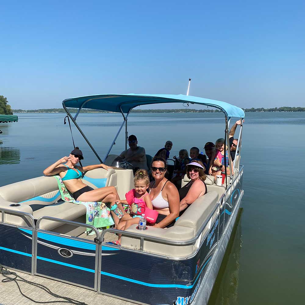 Boat Rentals Featured 1