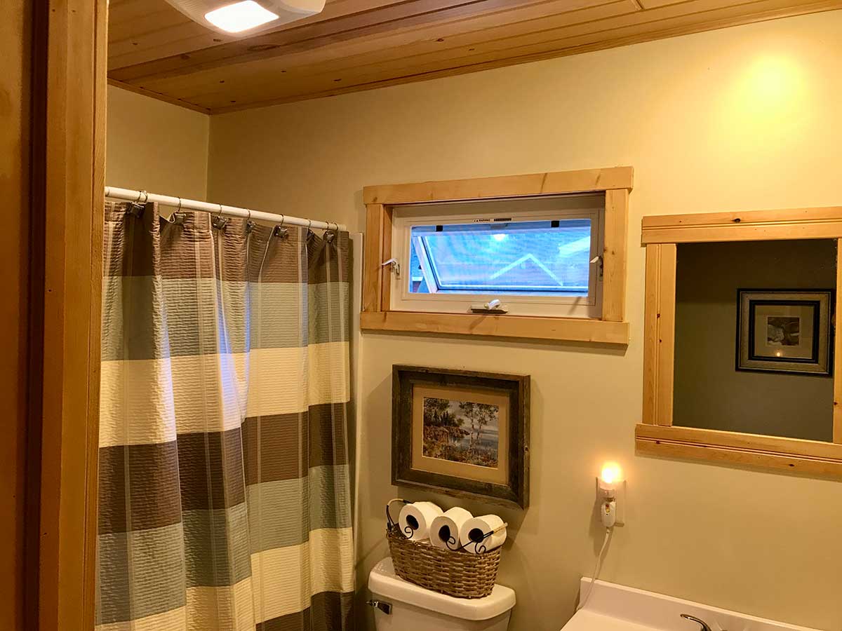 Cabin-5-Interior-3